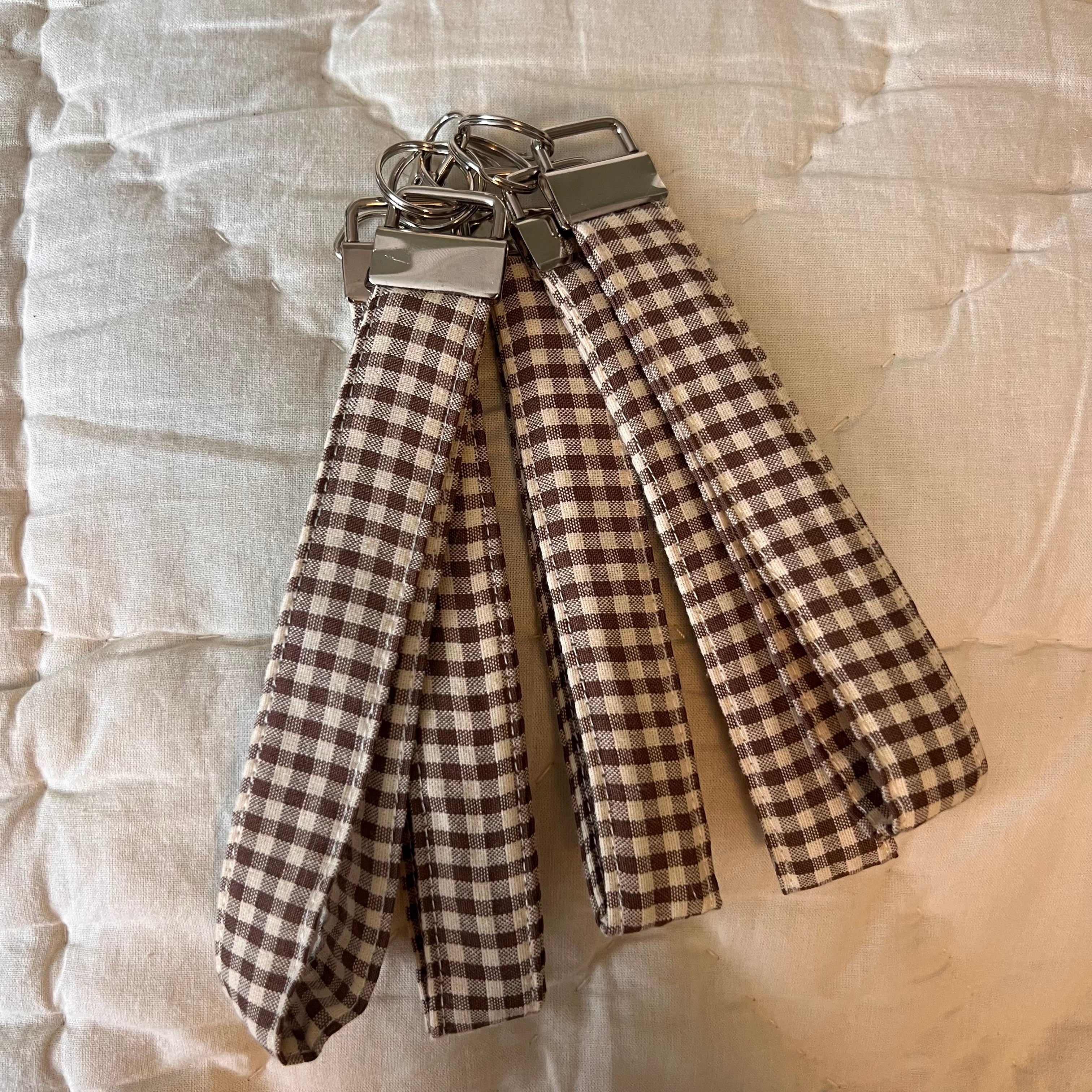 Gingham Girl Padded Wristlet *SECONDS