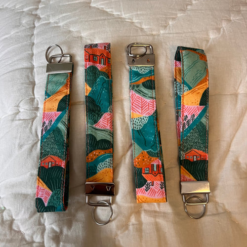 Cozy Cabin Padded Wristlet
