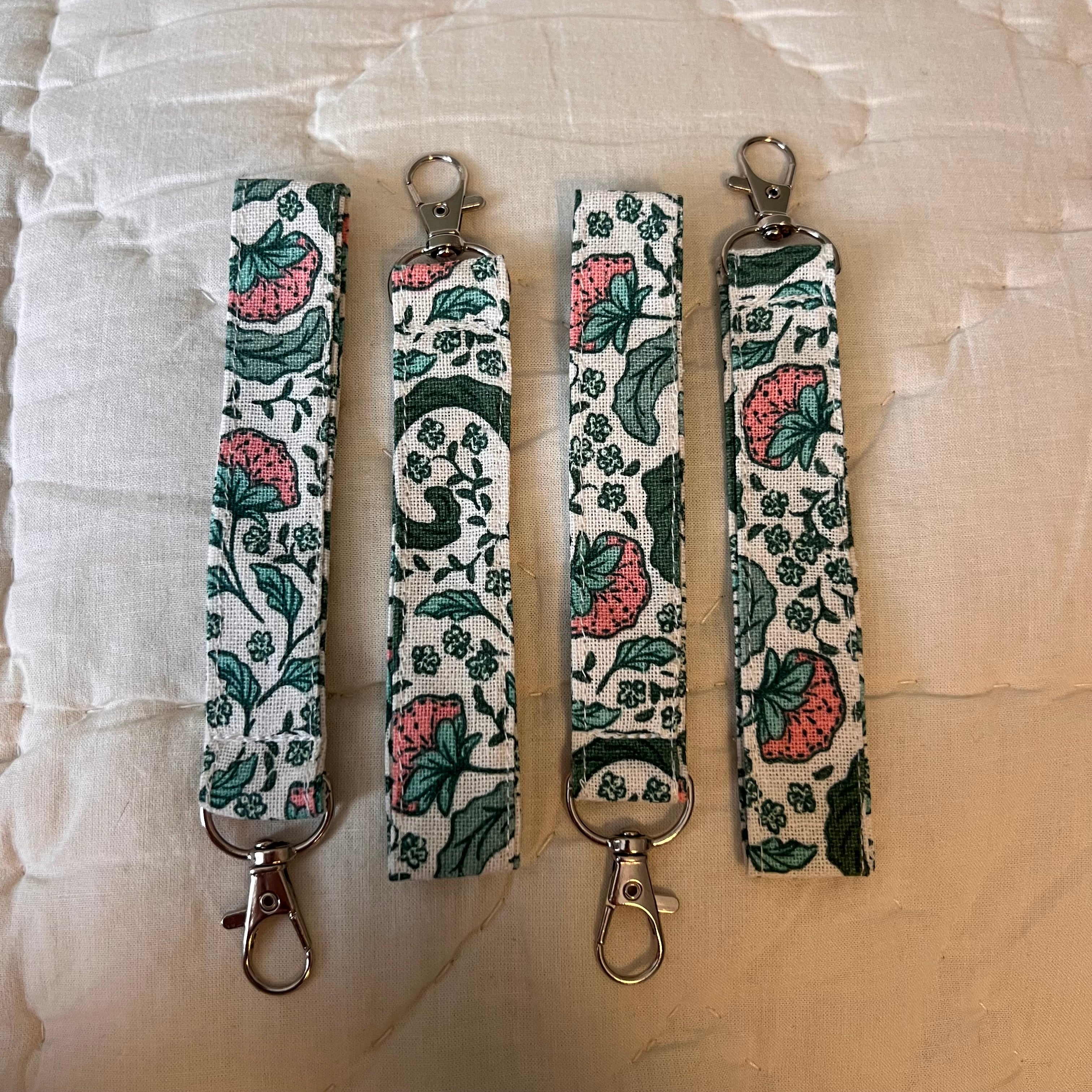 April Leaf Wristlet