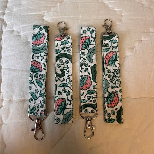 April Leaf Wristlet
