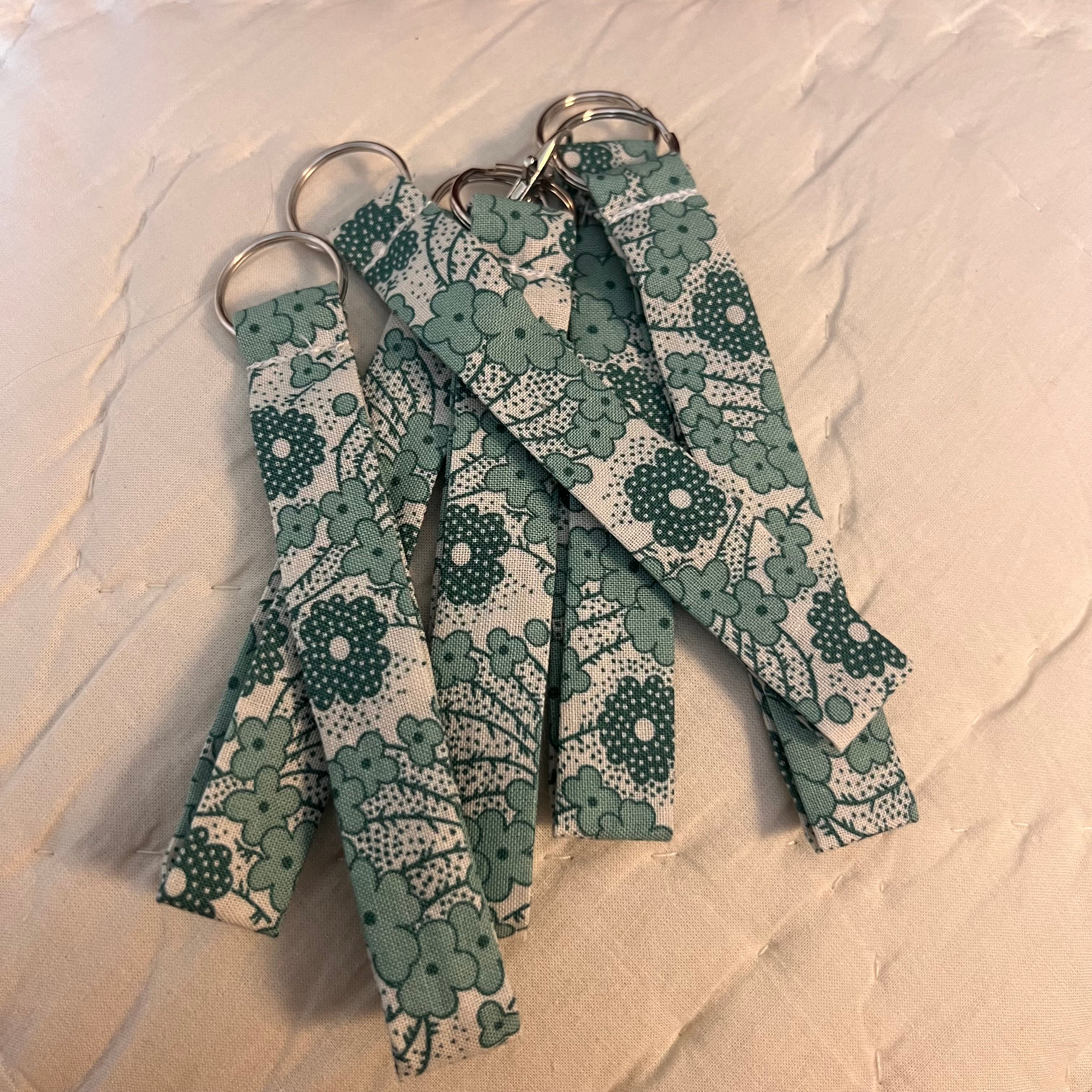 Turquoise Flowers Wristlet